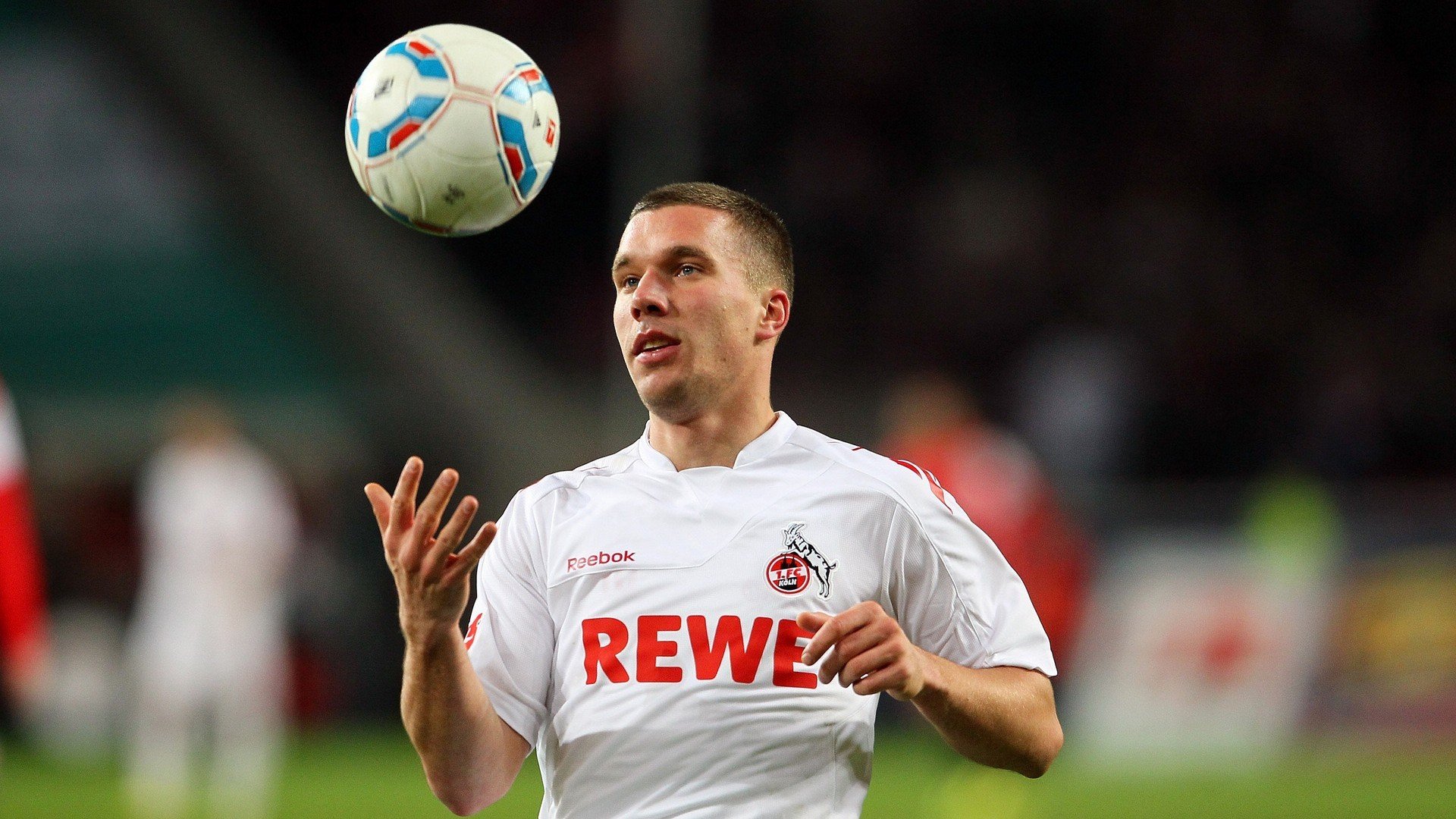 麦肯齐：无与伦比的快速反击能力使全黑队进攻如虎添翼，麦肯齐分了多少钱